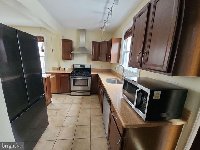 2804 CHRISTOPHER AVE, Baltimore, MD 21214