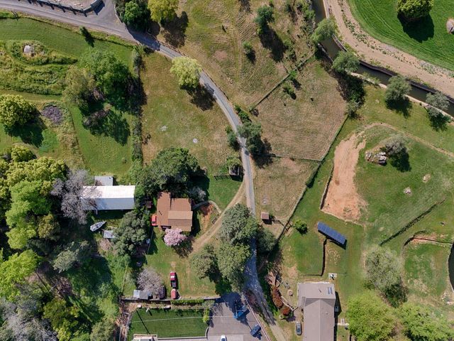 2341 Persimmon Ln, Newcastle, CA 95658