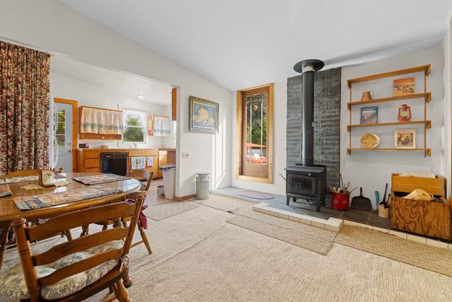 2341 Persimmon Ln, Newcastle, CA 95658