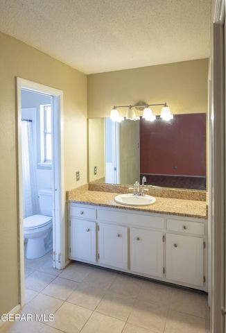19019 Darrington Road, Horizon City, TX 79928