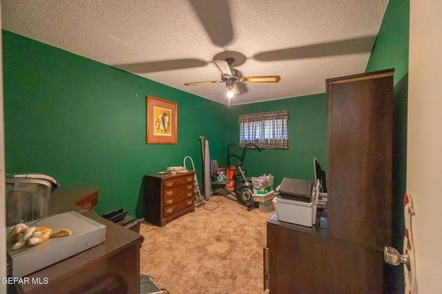 19019 Darrington Road, Horizon City, TX 79928