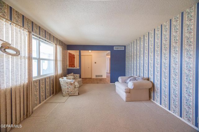 19019 Darrington Road, Horizon City, TX 79928