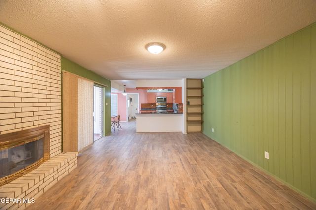 19019 Darrington Road, Horizon City, TX 79928