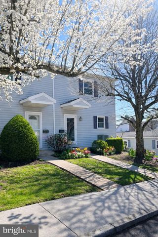12 E POPLAR ST, Palmyra, PA 17078