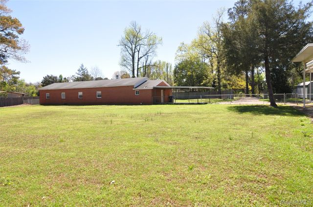 4820 Highway 14 . E, Elmore, AL 36025