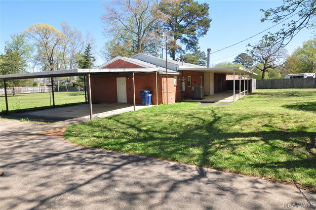 4820 Highway 14 . E, Elmore, AL 36025