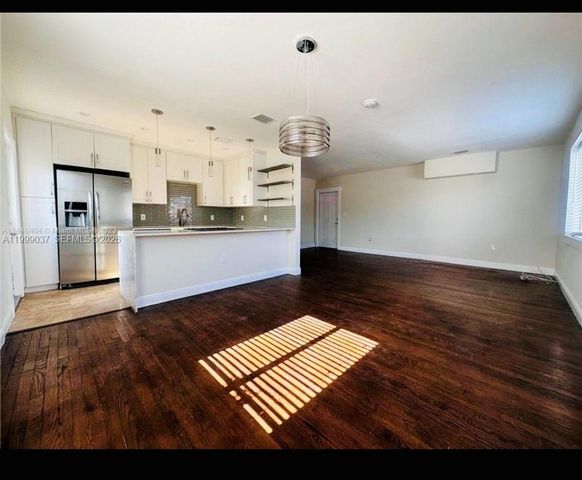 2775 SW 1st St, Miami, FL 33135