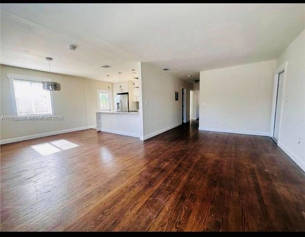 2775 SW 1st St, Miami, FL 33135