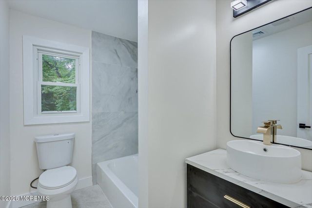 25 Woodbrook Drive, Matawan, NJ 07747