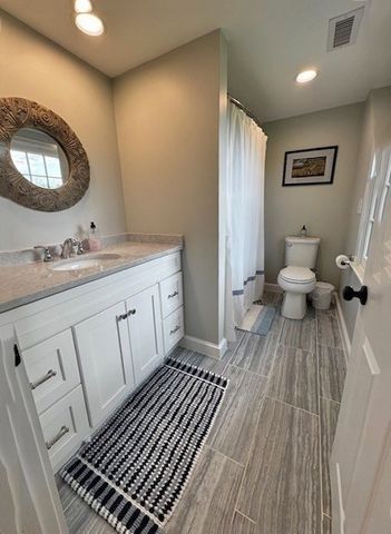 65 Mendon Road, Sutton, MA 01590