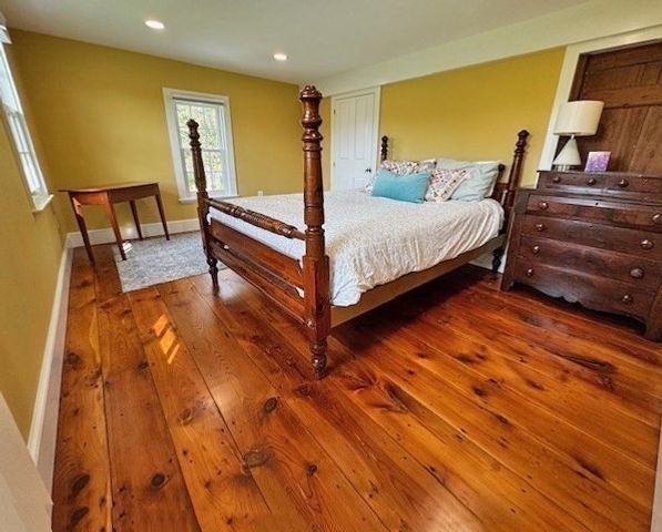 65 Mendon Road, Sutton, MA 01590