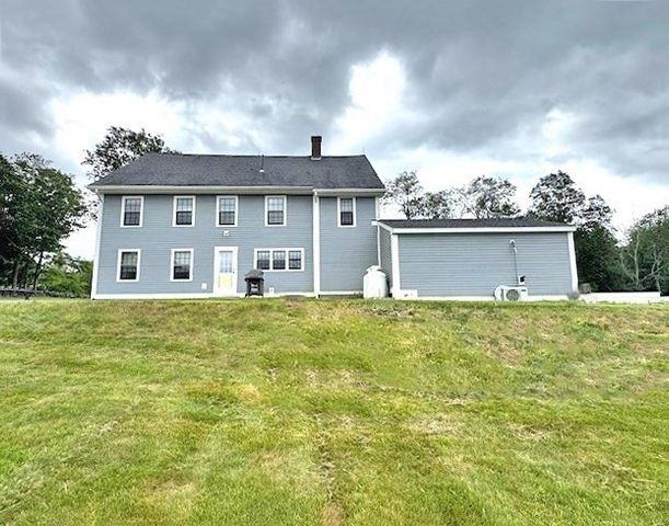 65 Mendon Road, Sutton, MA 01590