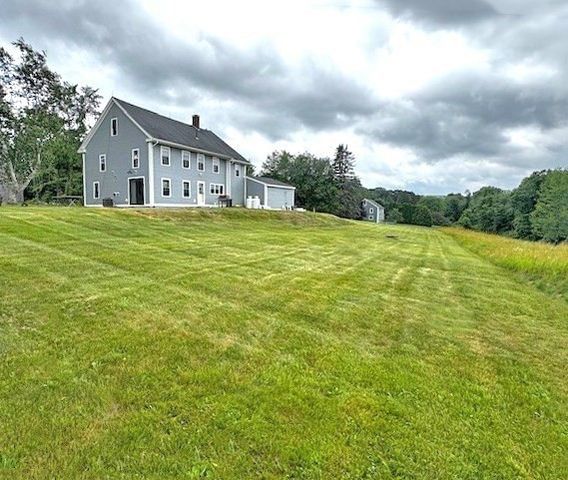 65 Mendon Road, Sutton, MA 01590
