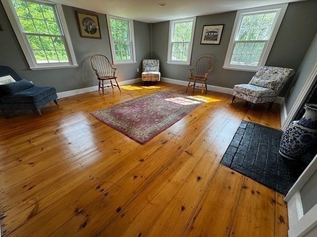 65 Mendon Road, Sutton, MA 01590
