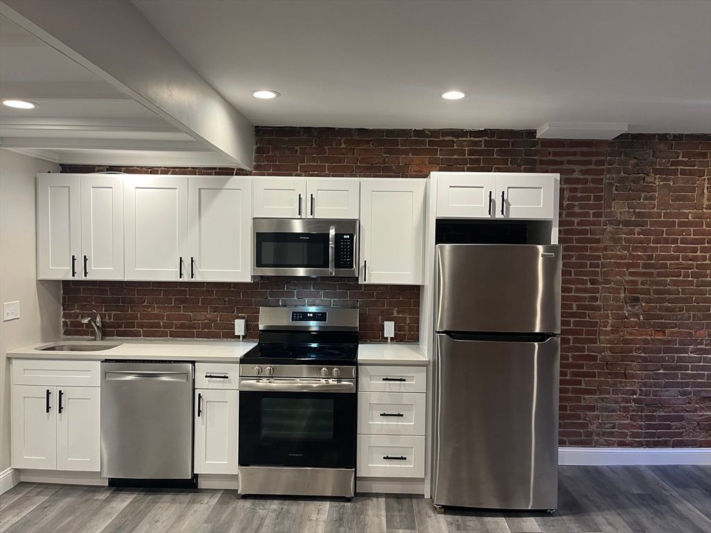 10 Wellington Street B, Boston, MA 02118