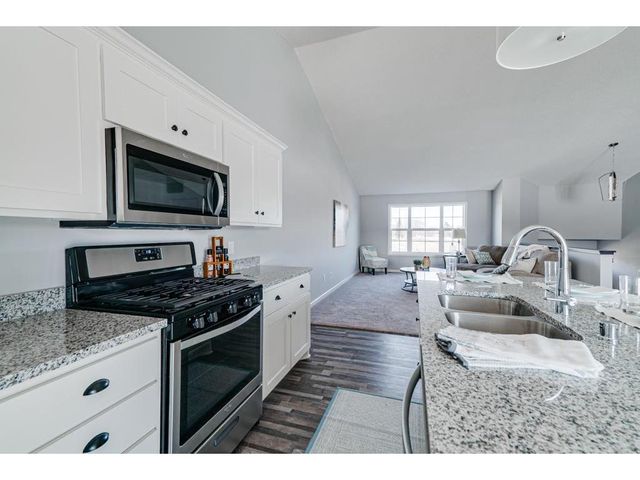 982 Willow Glen Avenue, Somerset, WI 54025