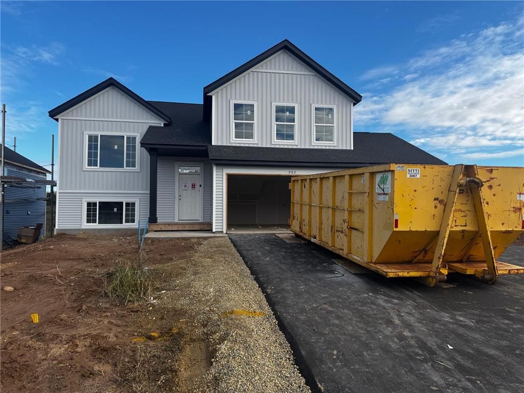 982 Willow Glen Avenue, Somerset, WI 54025