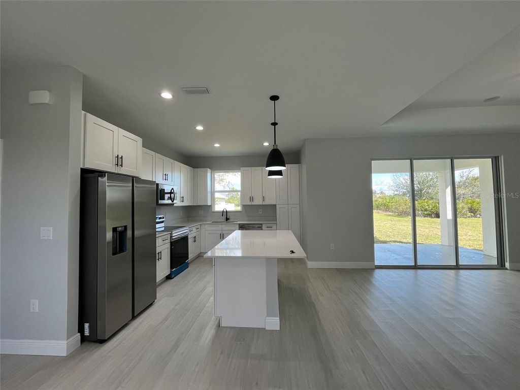 Image 3 of property listing at Address unavailable.