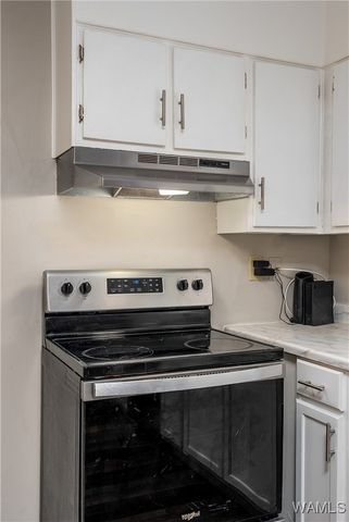 12602 County Line Rd, Moundville, AL 35474