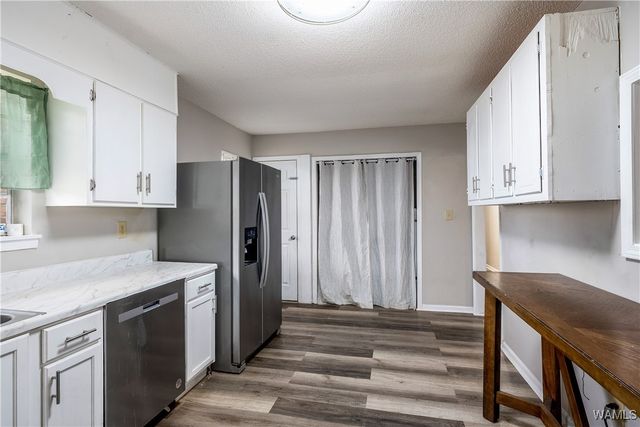 12602 County Line Rd, Moundville, AL 35474