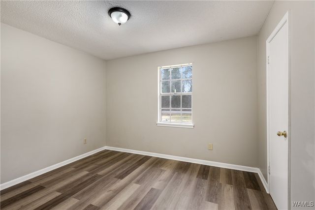 12602 County Line Rd, Moundville, AL 35474