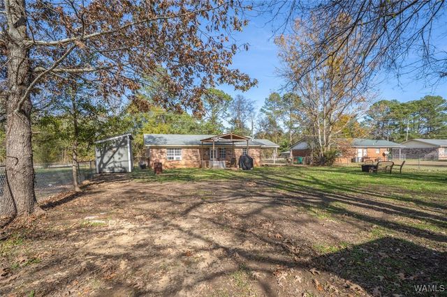 12602 County Line Rd, Moundville, AL 35474