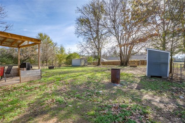 12602 County Line Rd, Moundville, AL 35474