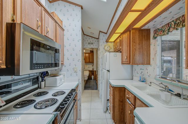 111 S GREENFIELD Road 326, Mesa, AZ 85206
