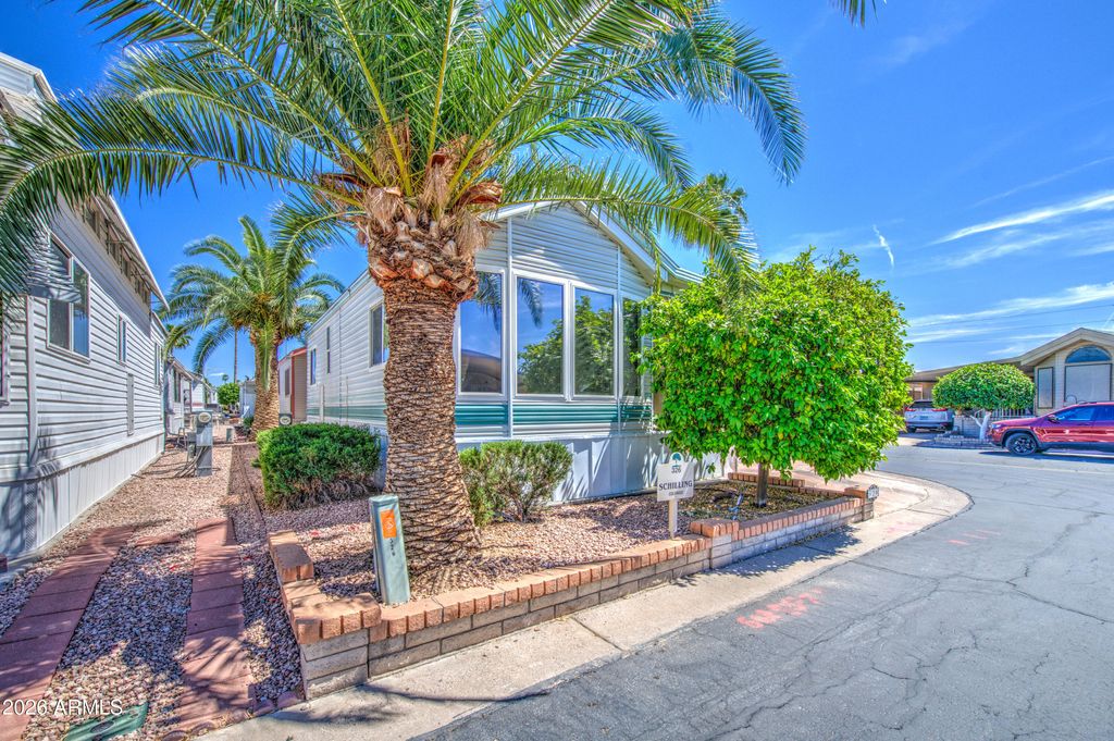 Image 2 of property listing at 111 S GREENFIELD Road 326, Mesa, AZ 85206
