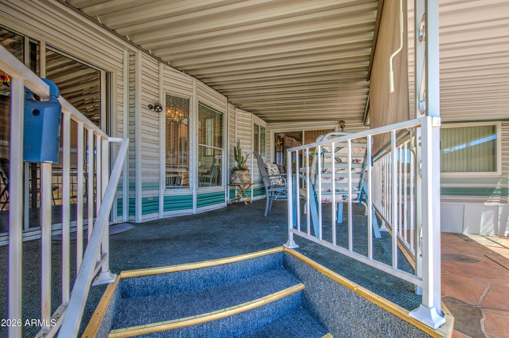 Image 5 of property listing at 111 S GREENFIELD Road 326, Mesa, AZ 85206