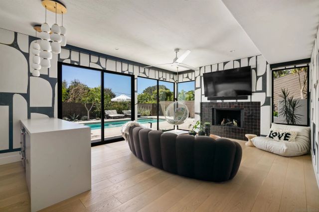 5676 Taft Ave, La Jolla, CA 92037