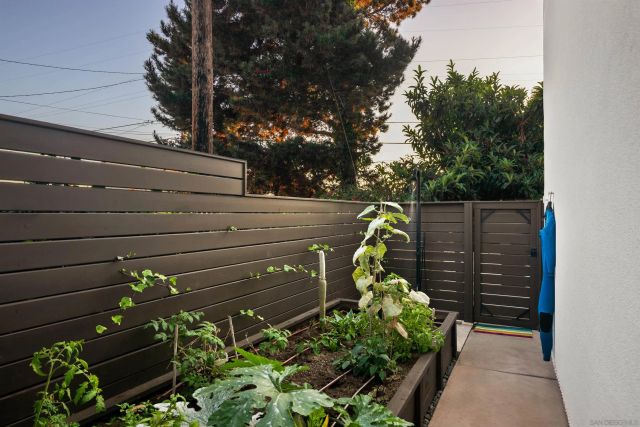 5676 Taft Ave, La Jolla, CA 92037