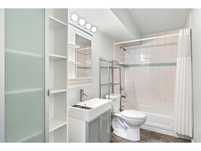 3740 Doral Dr, Longmont, CO 80503