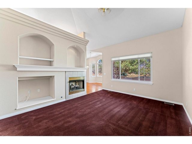 3740 Doral Dr, Longmont, CO 80503