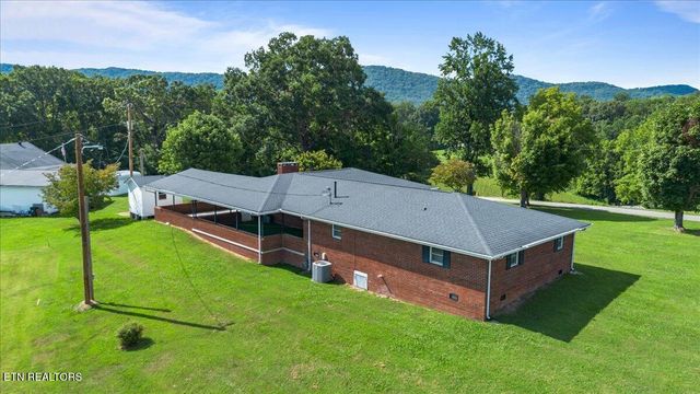 147 Meredith Rd, Lafollette, TN 37766