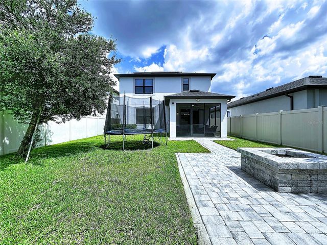 19219 LEONARD ROAD, Lutz, FL 33558