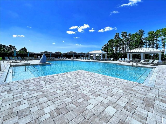 19219 LEONARD ROAD, Lutz, FL 33558