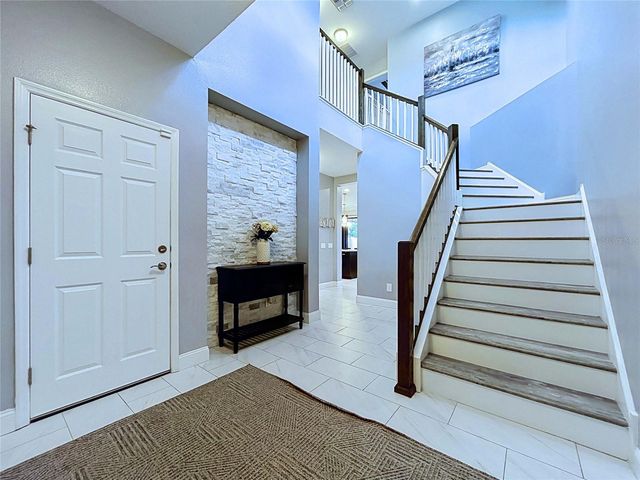 19219 LEONARD ROAD, Lutz, FL 33558