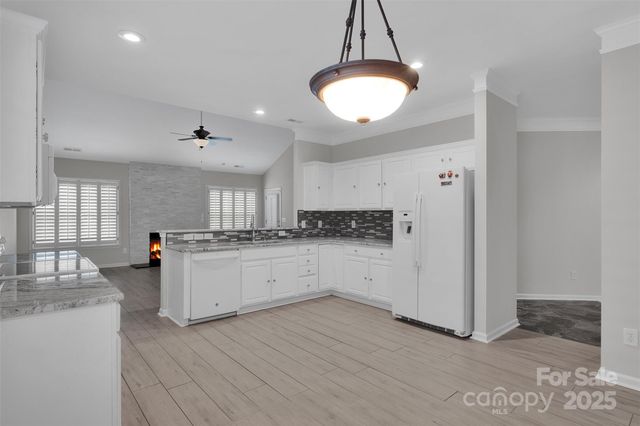 518 Wellbourne Court NW, Concord, NC 28027