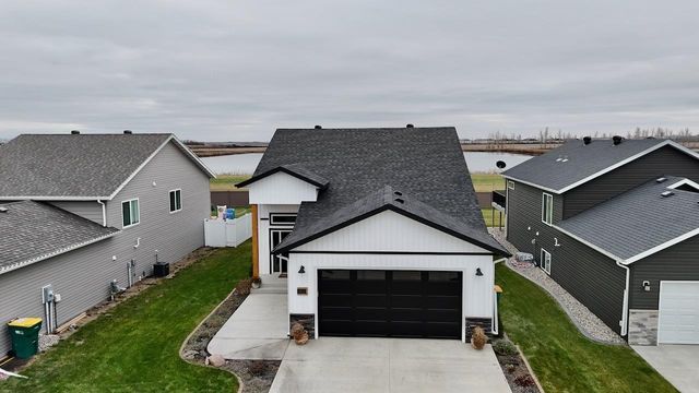 767 2nd Avenue, Horace, ND 58047