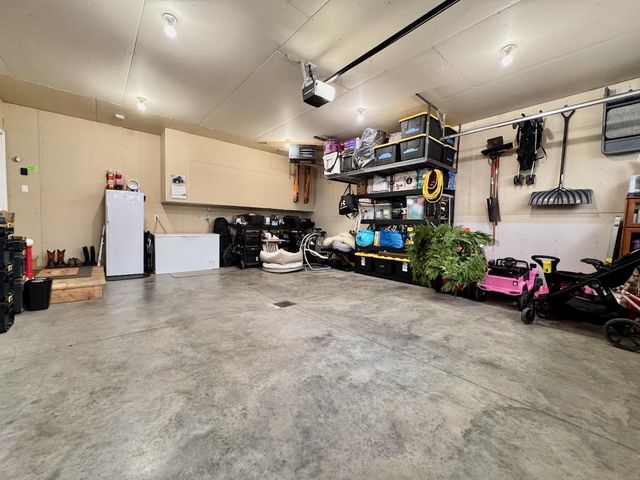 767 2nd Avenue, Horace, ND 58047