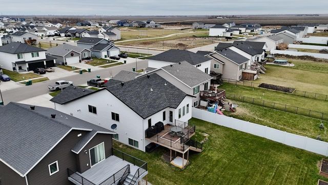 767 2nd Avenue, Horace, ND 58047