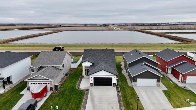 767 2nd Avenue, Horace, ND 58047
