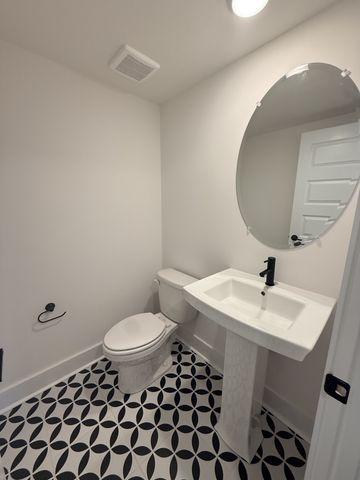 511 City Scape, Nashville, TN 37218