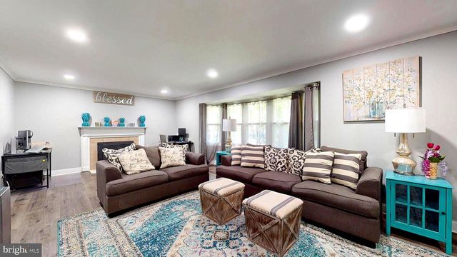 189 CLUB HOUSE DR, Willingboro, NJ 08046