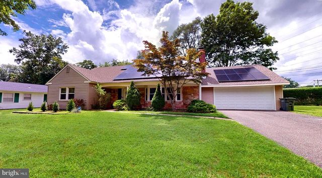 189 CLUB HOUSE DR, Willingboro, NJ 08046