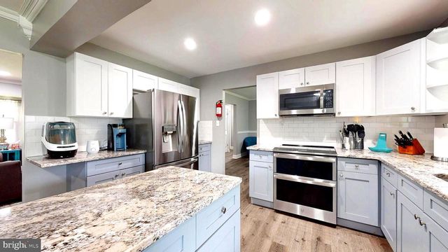 189 CLUB HOUSE DR, Willingboro, NJ 08046