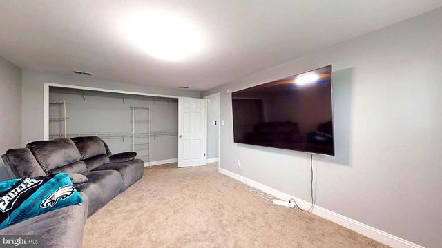 189 CLUB HOUSE DR, Willingboro, NJ 08046