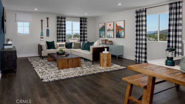 9551 Silverstein Drive, Riverside, CA 92508