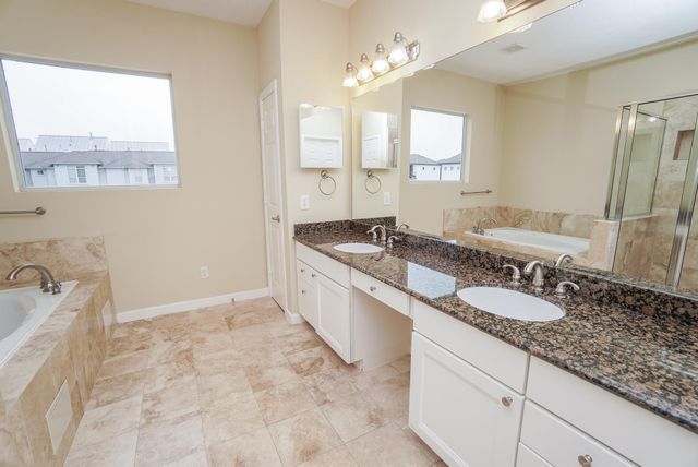 5730 Kansas Street B, Houston, TX 77007